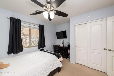 Bedroom - 61080 Halter Pl, Saddlebrooke, AZ 85739 photo 5 of 6