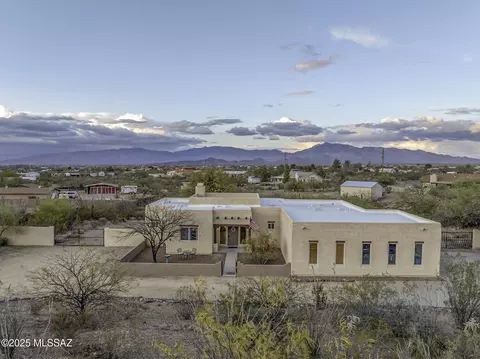 3101 E Cardenas Dr, Vail, AZ 85641