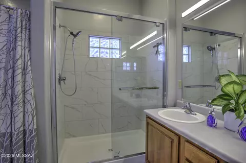 Bath - 3101 E Cardenas Dr, Vail, AZ 85641 photo 1 of 5