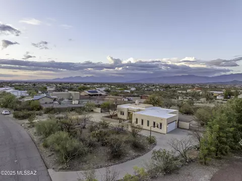 View/Area - 3101 E Cardenas Dr, Vail, AZ 85641 photo 4 of 7