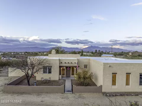 Exterior - 3101 E Cardenas Dr, Vail, AZ 85641 photo 1 of 10