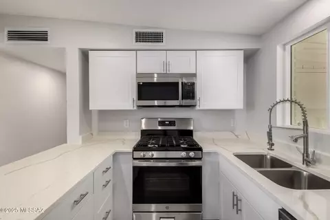 Kitchen - 5249 E 23rd St, Tucson, AZ 85711 photo 5 of 5