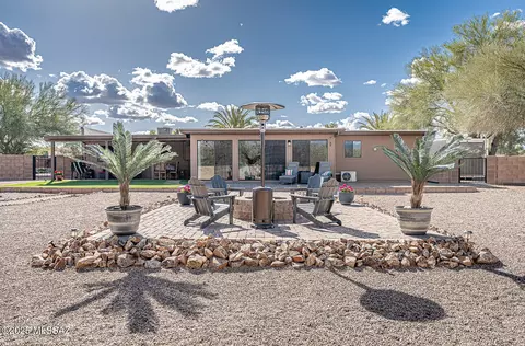 945 S La Huerta, Green Valley, AZ 85614