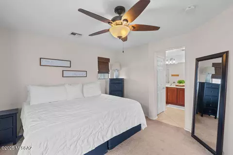 Bedroom - 10550 E Native Rose Trl, Tucson, AZ 85747 photo 1 of 4