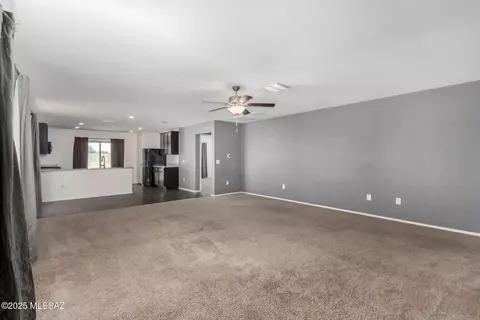 Living - 3981 E Braddock Dr, Tucson, AZ 85706 photo 2 of 4