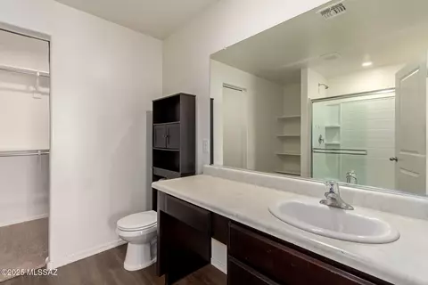 Bath - 3981 E Braddock Dr, Tucson, AZ 85706 photo 1 of 2