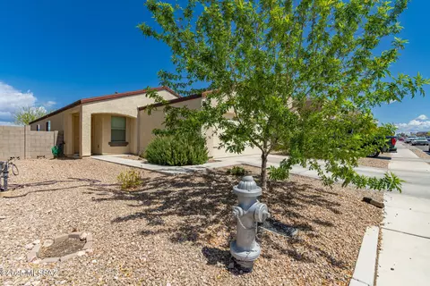 Exterior - 3981 E Braddock Dr, Tucson, AZ 85706 photo 2 of 6