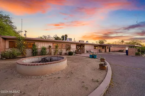 2330 E Waverly St, Tucson, AZ 85719