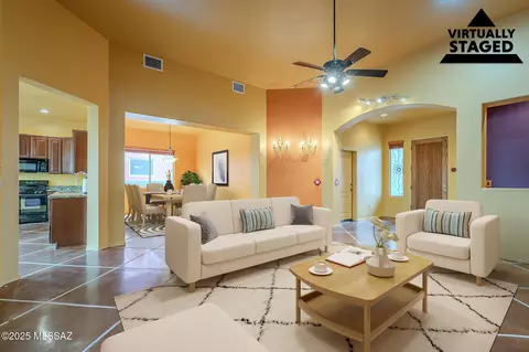 10541 Eisenbergs Pl, Tucson, AZ 85747 photo 9