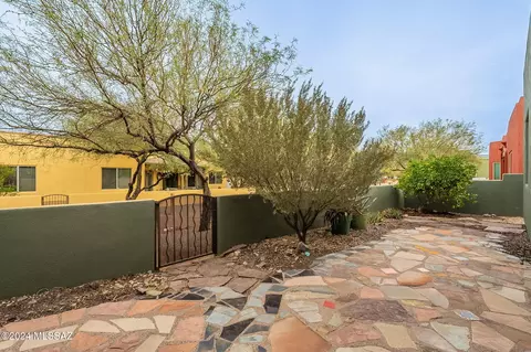 10541 Eisenbergs Pl, Tucson, AZ 85747 photo 35