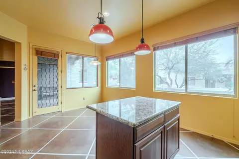 10541 Eisenbergs Pl, Tucson, AZ 85747 photo 15