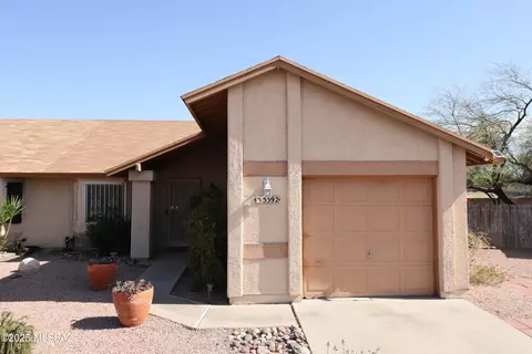 5392 S Carriage Hills Dr, Tucson, AZ 85746