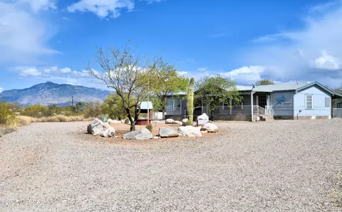 13250 E Kahlua Rd, Vail, AZ 85641