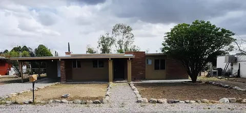 1140 Hodges Cir, Rio Rico, AZ 85648