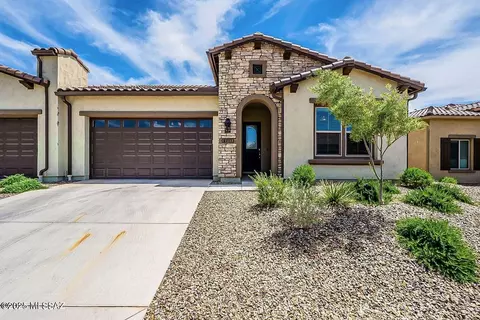61111 E Flint Dr, Oracle, AZ 85623