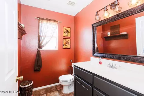 Bath - 177 E Roper Rd, Willcox, AZ 85643 photo 5 of 5