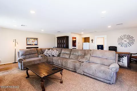 Living - 177 E Roper Rd, Willcox, AZ 85643 photo 4 of 4