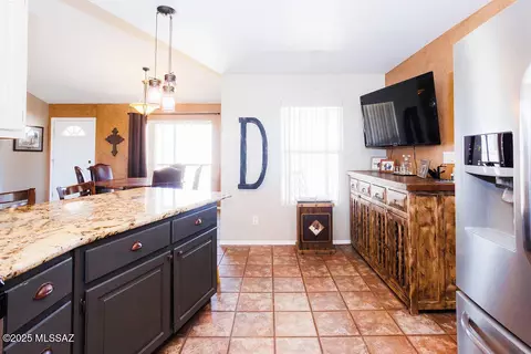 Kitchen - 177 E Roper Rd, Willcox, AZ 85643 photo 1 of 5