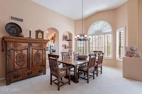 Dining - 65272 Emerald Ridge Dr, Tucson, AZ 85739 photo 2 of 3