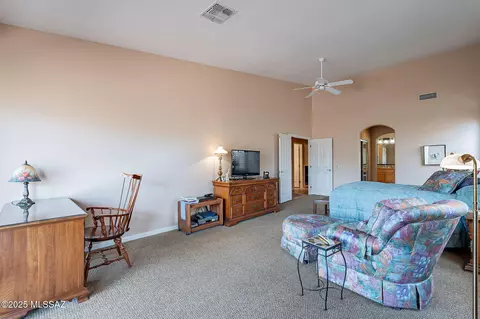 Bedroom - 65272 Emerald Ridge Dr, Tucson, AZ 85739 photo 4 of 6