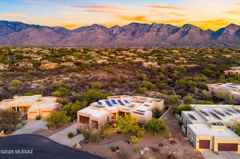919 W Morning Thunder Ct, Oro Valley, AZ 85755