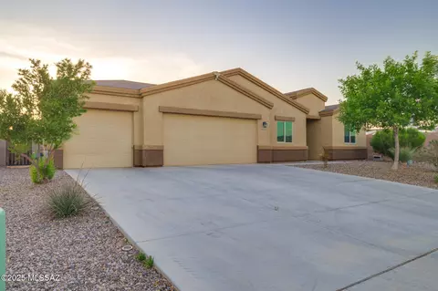 6748 S Victor Dr, Tucson, AZ 85757