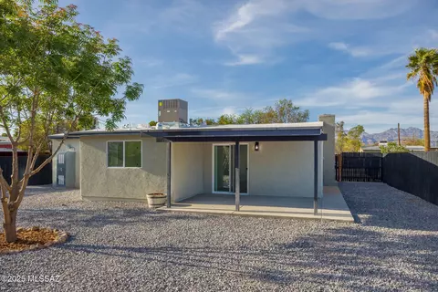 Exterior - 4632 E 24th St, Tucson, AZ 85711 photo 3 of 6