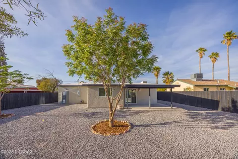 Exterior - 4632 E 24th St, Tucson, AZ 85711 photo 5 of 6