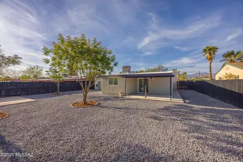 Exterior - 4632 E 24th St, Tucson, AZ 85711 photo 2 of 6