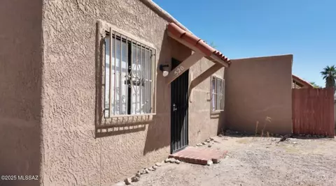 520 E Glenn St, Tucson, AZ 85705 photo 4