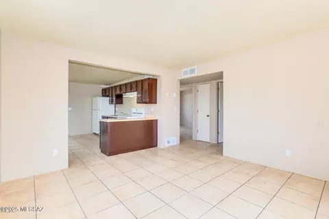 520 E Glenn St, Tucson, AZ 85705 photo 7
