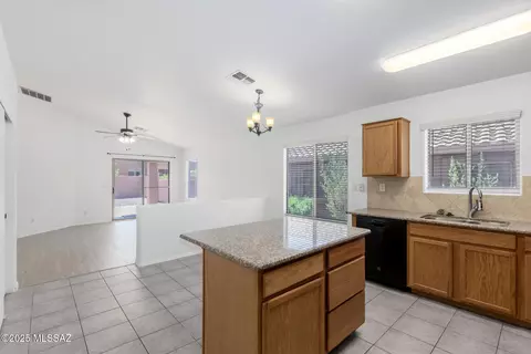 Kitchen - 13140 E Mesquite Flat Spring Dr, Vail, AZ 85641 photo 4 of 4