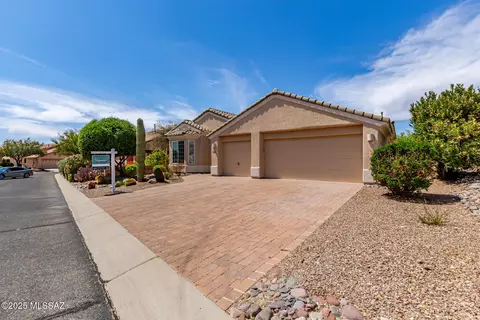 5098 W Thistlepoppy Loop, Marana, AZ 85658