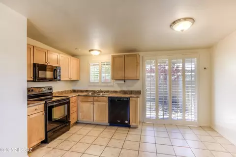 2861 N Columbus Blvd #45, Tucson, AZ 85712