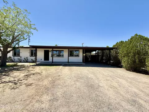 4662 E 31st St, Tucson, AZ 85711