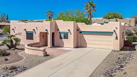 103 N Bellhaven Dr, Green Valley, AZ 85614
