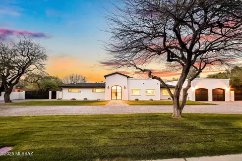 5965 E San Marino Dr, Tucson, AZ 85715