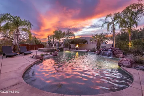 1595 W Copper Ridge Dr, Oro Valley, AZ 85737