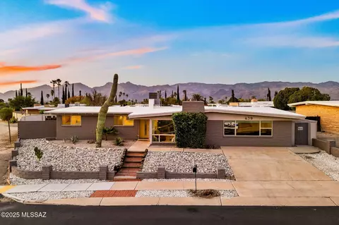 439 S Porter Ave, Tucson, AZ 85710