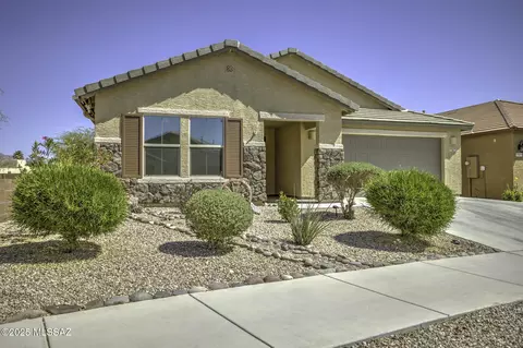 9070 N Wagon Spoke Ct, Tucson, AZ 85742