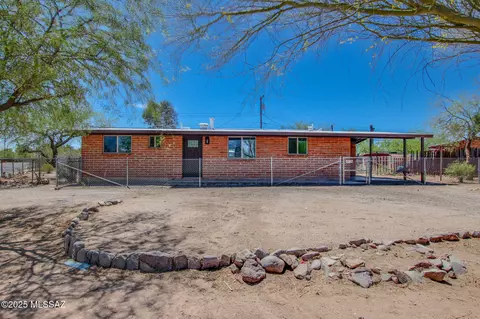 1937 W Linden St, Tucson, AZ 85745