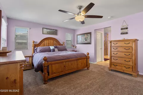 Bedroom - 11346 E Squash Blossom Loop, Tucson, AZ 85747 photo 3 of 9