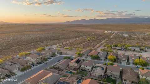 View/Area - 11346 E Squash Blossom Loop, Tucson, AZ 85747 photo 1 of 2