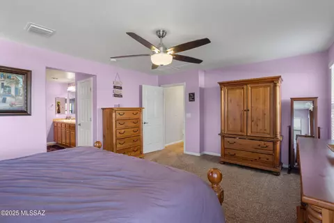 Bedroom - 11346 E Squash Blossom Loop, Tucson, AZ 85747 photo 5 of 9