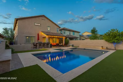 Exterior - 11346 E Squash Blossom Loop, Tucson, AZ 85747 photo 2 of 7