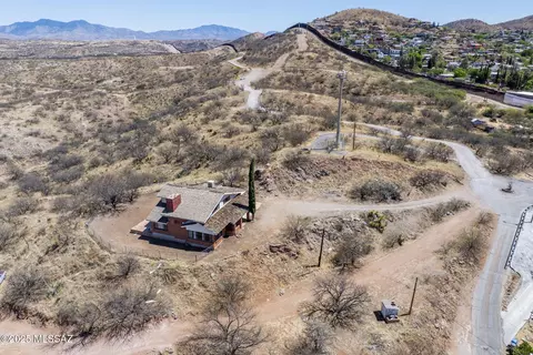 View/Area - 263 E Hudgins St, Nogales, AZ 85621 photo 4 of 6