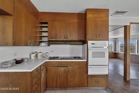 Kitchen - 263 E Hudgins St, Nogales, AZ 85621 photo 4 of 4