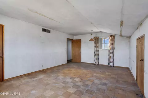 Bedroom - 263 E Hudgins St, Nogales, AZ 85621 photo 3 of 6