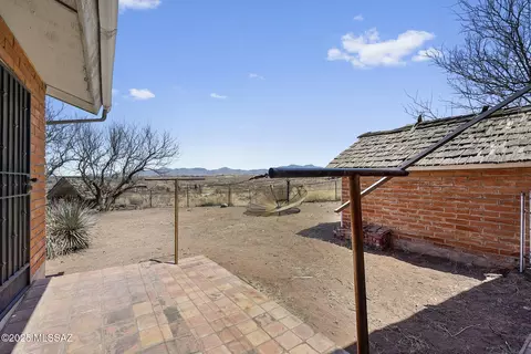 Exterior - 263 E Hudgins St, Nogales, AZ 85621 photo 3 of 6