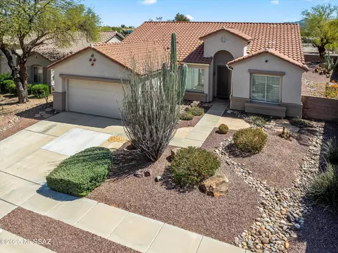 8033 W Morning Light Way, Tucson, AZ 85743